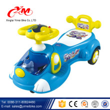 Populaire bébé balançoire voiture Enfants en plastique balançoire voiture avec lumière et musique, bébé balançoire voiture pour enfants monter sur